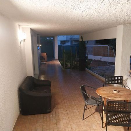 Bibliotheque Vintage Studio & Easy Garden Heraklion Exterior foto