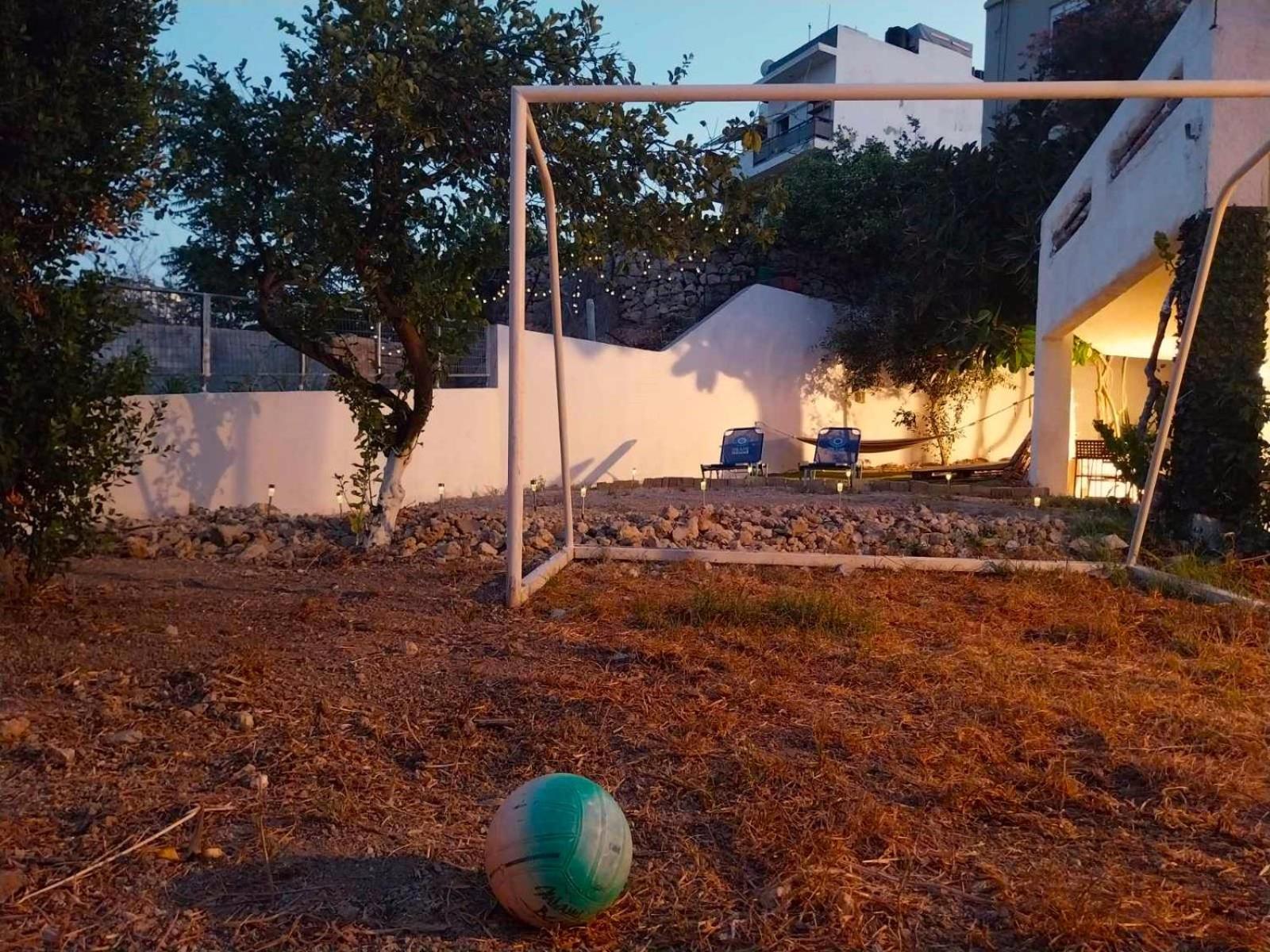 Bibliotheque Vintage Studio & Easy Garden Heraklion Exterior foto